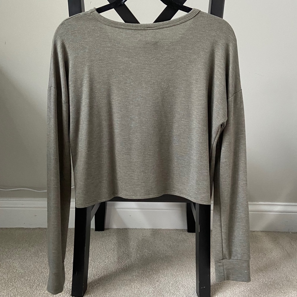 Distressed Sweater - Picture 4 of 4